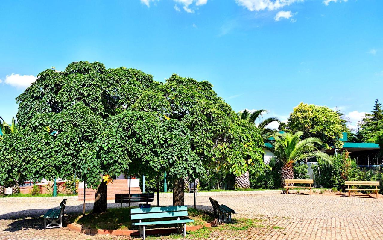 Herdade Clube Tiro Монфортиньо Екстериор снимка